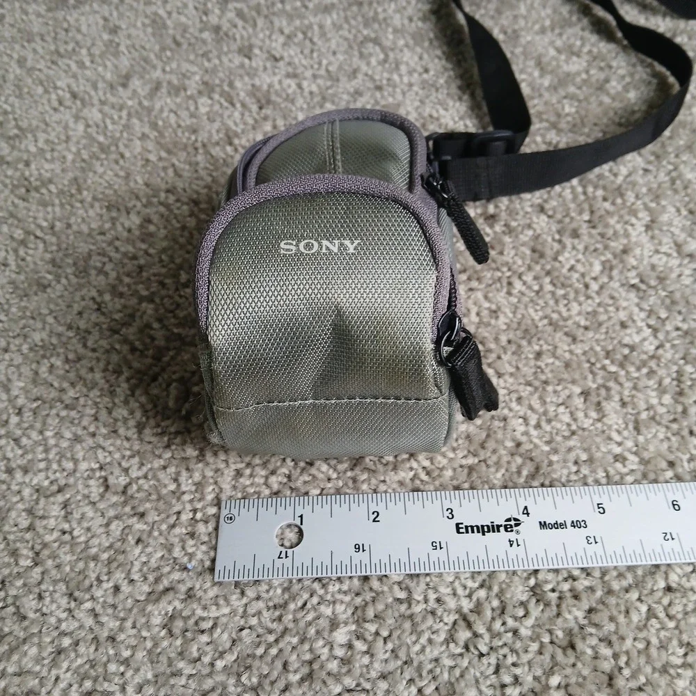 Sony Cyber-shot Compact Digital Camera Case Gray Padded Pouch Strap